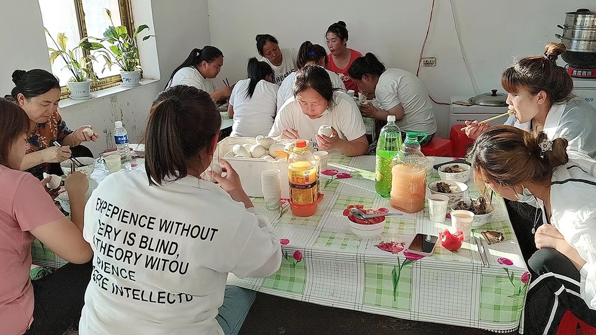 工会聚餐.jpg